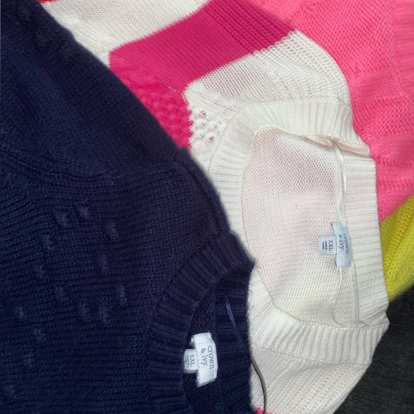 Set of 4 crown and ivy sweaters2xl - Picture 4 of 6